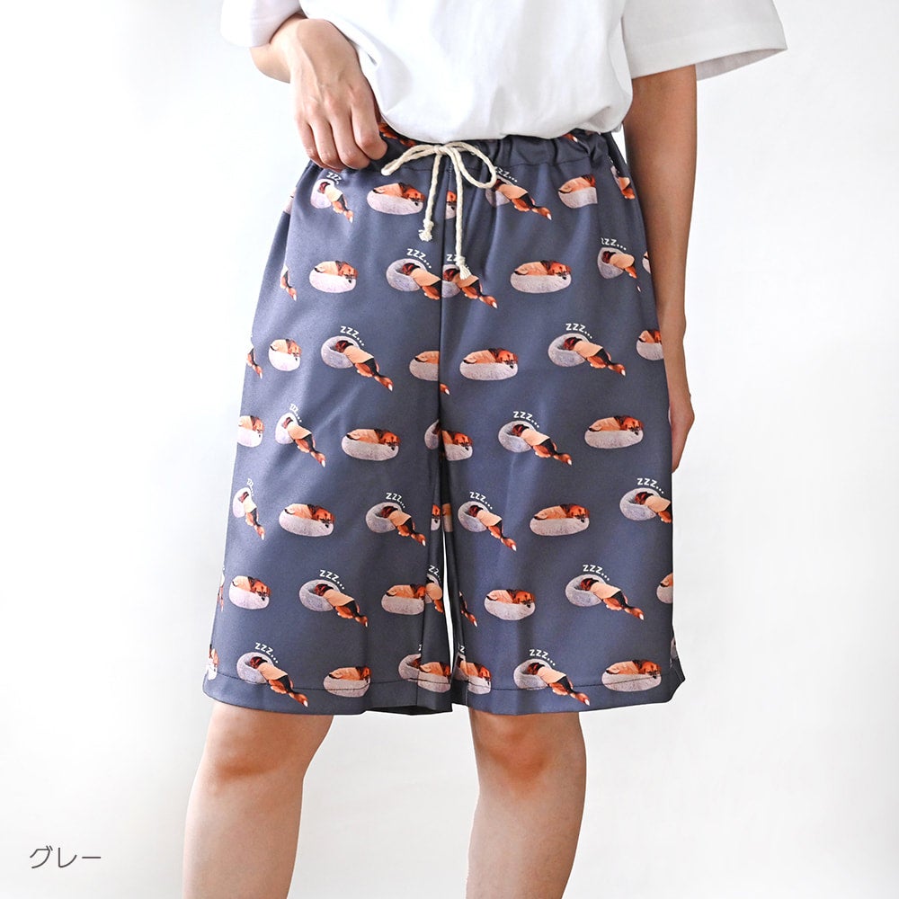 ハーフパンツ